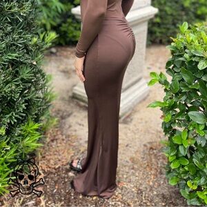 Mermaid Style Brown Scrunched Maxi Skirt 𐙚
